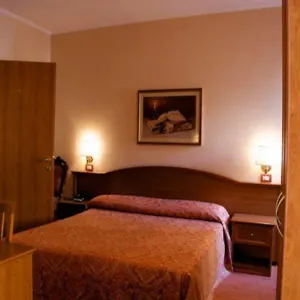 Hotel Intrastevere ***