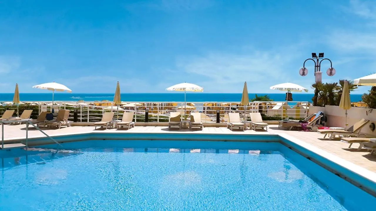 Hotel Bristol Lido di Jesolo 4*,