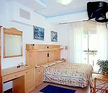 Hotel Bristol Lido di Jesolo 4*,  Italy